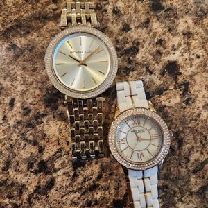 Michael Kors Gold and Cream Women's Watch Duo